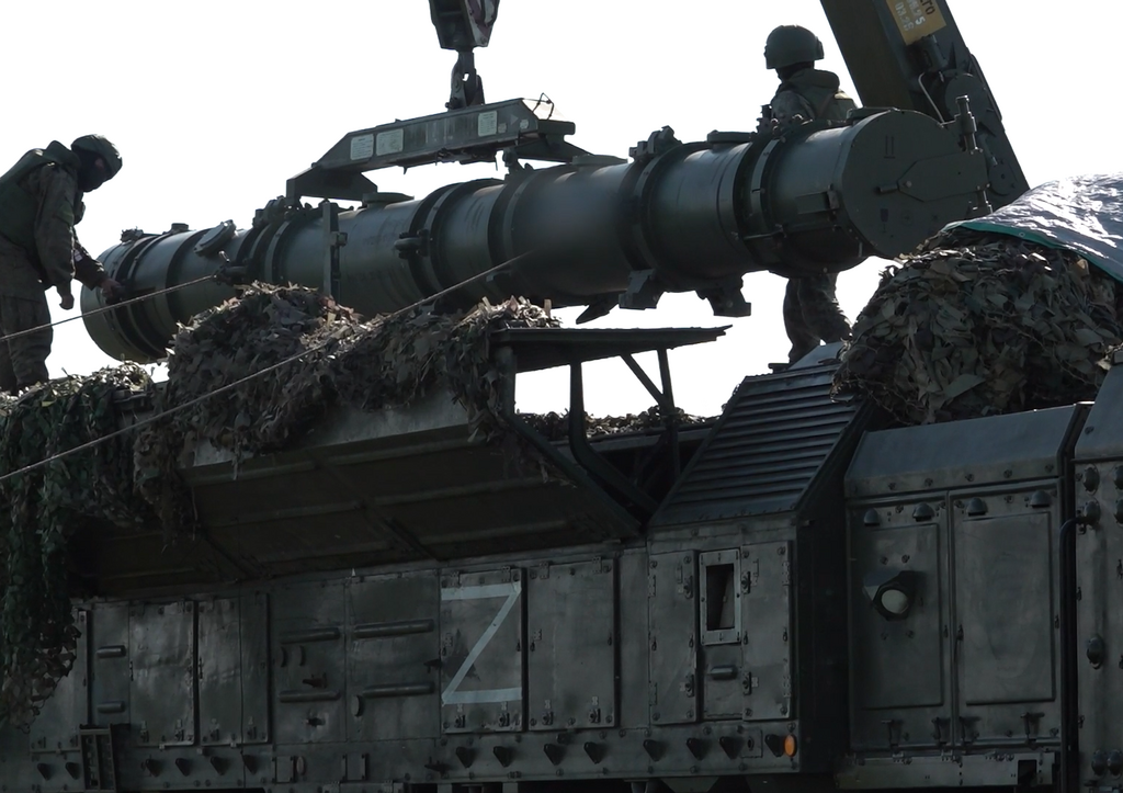 Шойгу предупредил о рисках столкновения ядерных держав