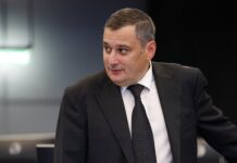 Громкий скандал вокруг зарубежных поездок курских чиновников 86900f54-2673-427c-af9e-b1ae6c93dd9e-67e2a92a