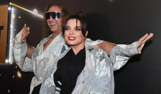 Отвалил полмиллиона: 49-летняя Королева похвасталась неприлично дорогим подарком Тарзана