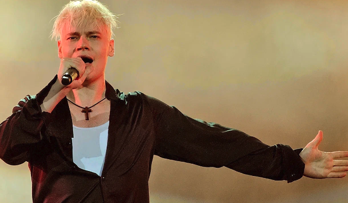 SHAMAN резко подорожал в разы на фоне затишья в карьере оскандалившейся Бузовой