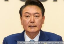 Драматические события в Южной Корее: правоохранители прибыли к резиденции президента daf250c5-a86a-40ba-926d-edd3f3ad7644-67ca702f