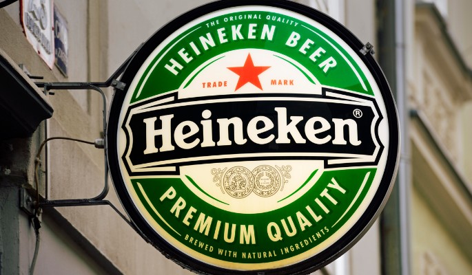 Группа компаний Heineken сворачивает бизнес в РФ к лету 2023 года