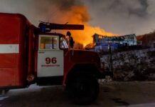 Оперативные действия пожарных спасли дом в Артеме fb1283ee-56ae-4747-93b2-61d4031df668-67eaeb98