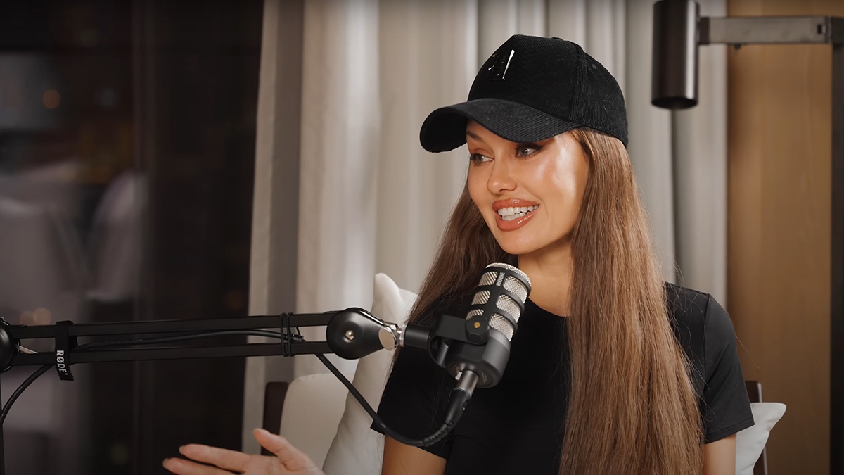 Свободна ли Виктория Боня?