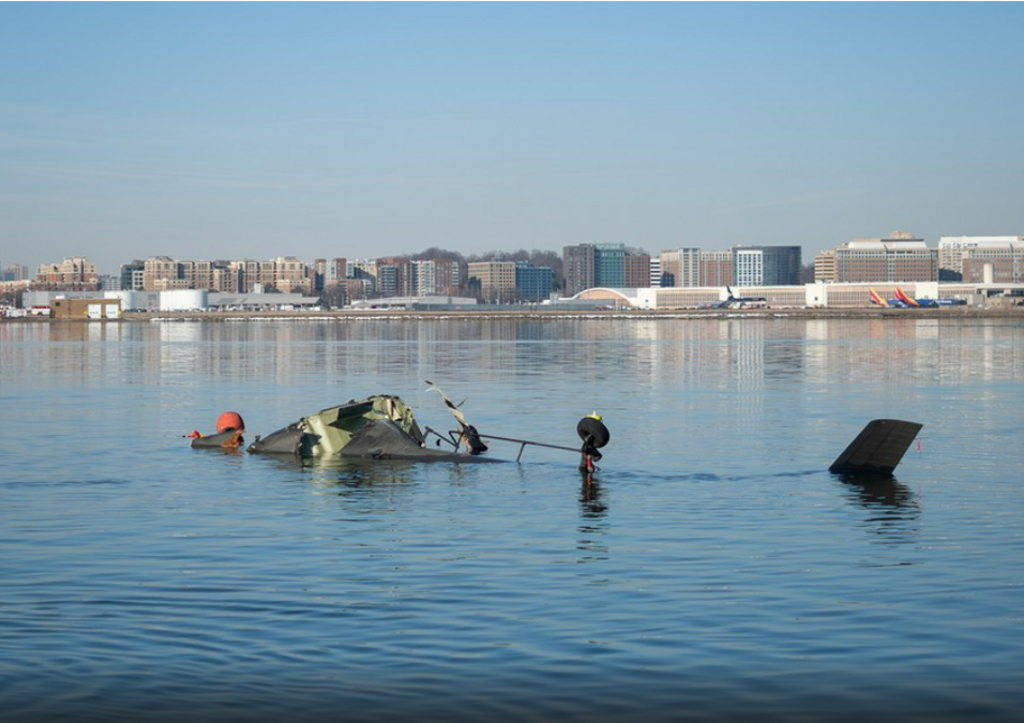 В США назвали число идентифицированных жертв крушения в Вашингтоне