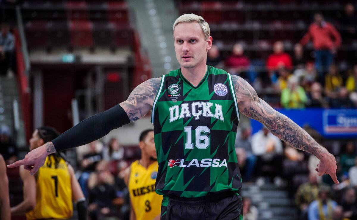 Янис Тимма (IMAGO / Sandy Dinkelacker / Global Look Press)