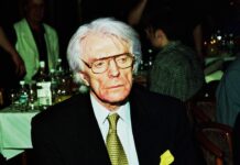 Светлая память: как пройдет прощание с легендарным Олегом Стриженовым 2a977632-d526-44af-9e90-788f59969c78-67fe4d68