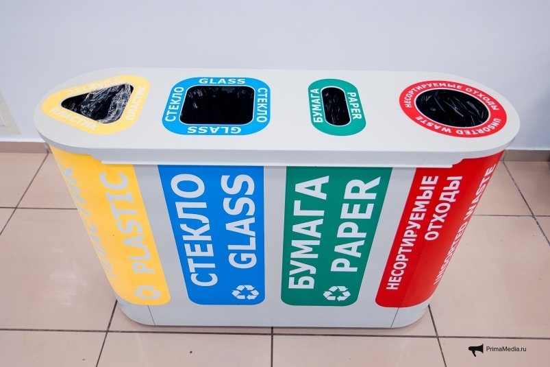 Контейнеры РСО во Владивостоке Илья Аверьянов, ИА PrimaMedia