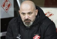 Семак проявил солидарность с коллегой из «Спартака» после удаления в финале Зимнего кубка 8136fef8-6c85-4874-a527-7de27745f40f-67fed633