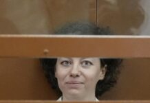 Начался новый этап в судьбе театрального режиссера Евгении Беркович aeda295f-4eee-4240-8152-dbb66a013e4b-67f52c44