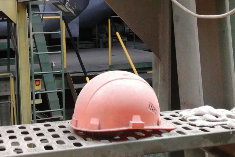 Завод, каска Анета Абрамченко, ИА ChitaMedia