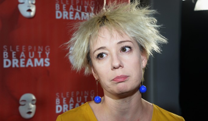 Уехавшая в Латвию Хаматова высказалась об отвернувшихся от нее людях