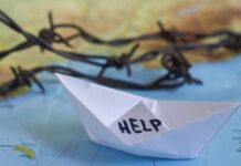 Находчивая школьница успешно спаслась благодаря записке fcc16237-4325-453d-a769-e2a71347f76d-6800c605