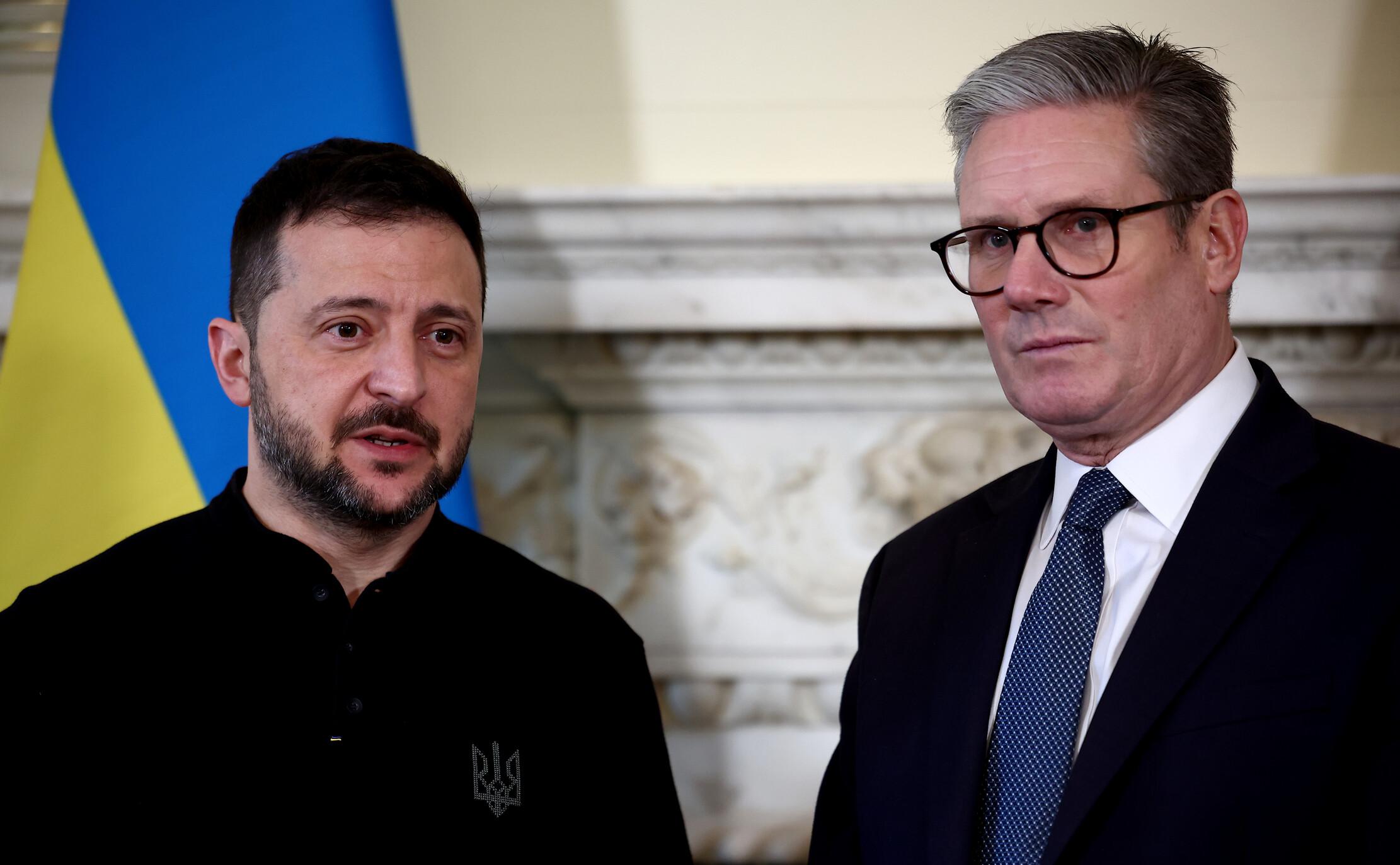 Владимир Зеленский и Кир Стармер (Henry Nicholls / WPA / Getty Images)