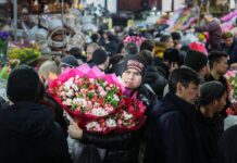 Рабочий календарь обновлен: новые возможности для весенне-летнего отдыха rabochij kalendar obnovlen novye vozmozhnosti dlya vesenneletnego otdyha-urbandigest-ru-174067787600-0