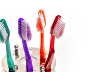 Секрет идеальной улыбки раскрыт: как сделать чистку зубов эффективной sekret idealnoj ulybki raskryt kak sdelat chistku zubov effektivnoj-urbandigest-ru-174063204300-0