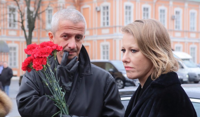 У Собчак траур: умер Богомолов