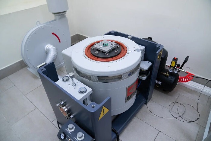 В России открыт испытательный центр для наноспутников-0