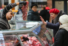 Агроэксперт Илья Березнюк поддержал обновление списка социально значимых продуктов Царицынский рынок после реконструкции
