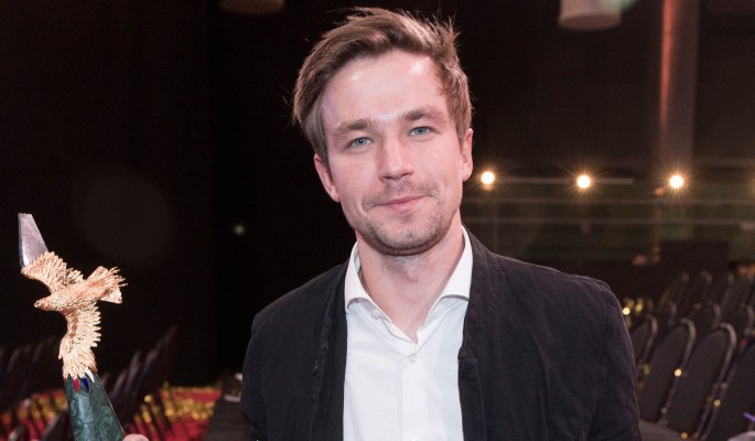 Любовь с первого взгляда: поспешно женившийся Петров последовал примеру коллег