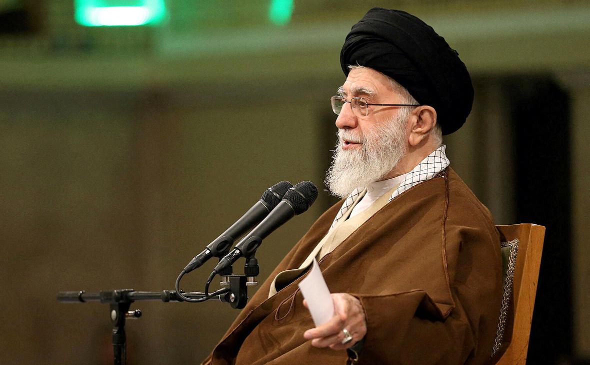Али Хаменеи (WANA (West Asia News Agency) / Reuters)