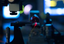 Анатолий Гарбузов: Успехи стартапов в микроэлектронике на площадке ОЭЗ «Технополис Москва» anatolij garbuzov uspehi startapov v mikroelektronike na ploshhadke oez tehnopolis moskva-urbandigest-ru-174091172300-0