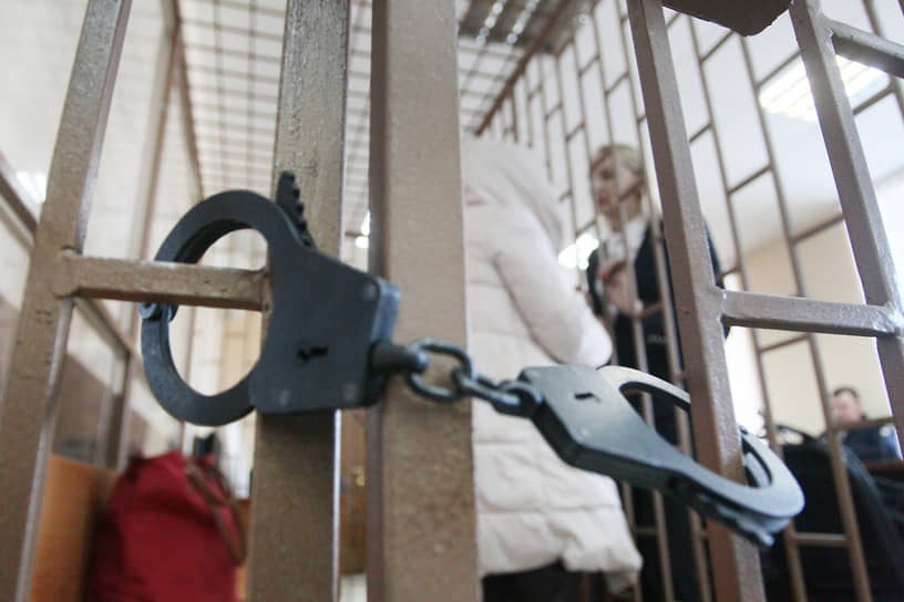 Бригада врачей и пациентов-0