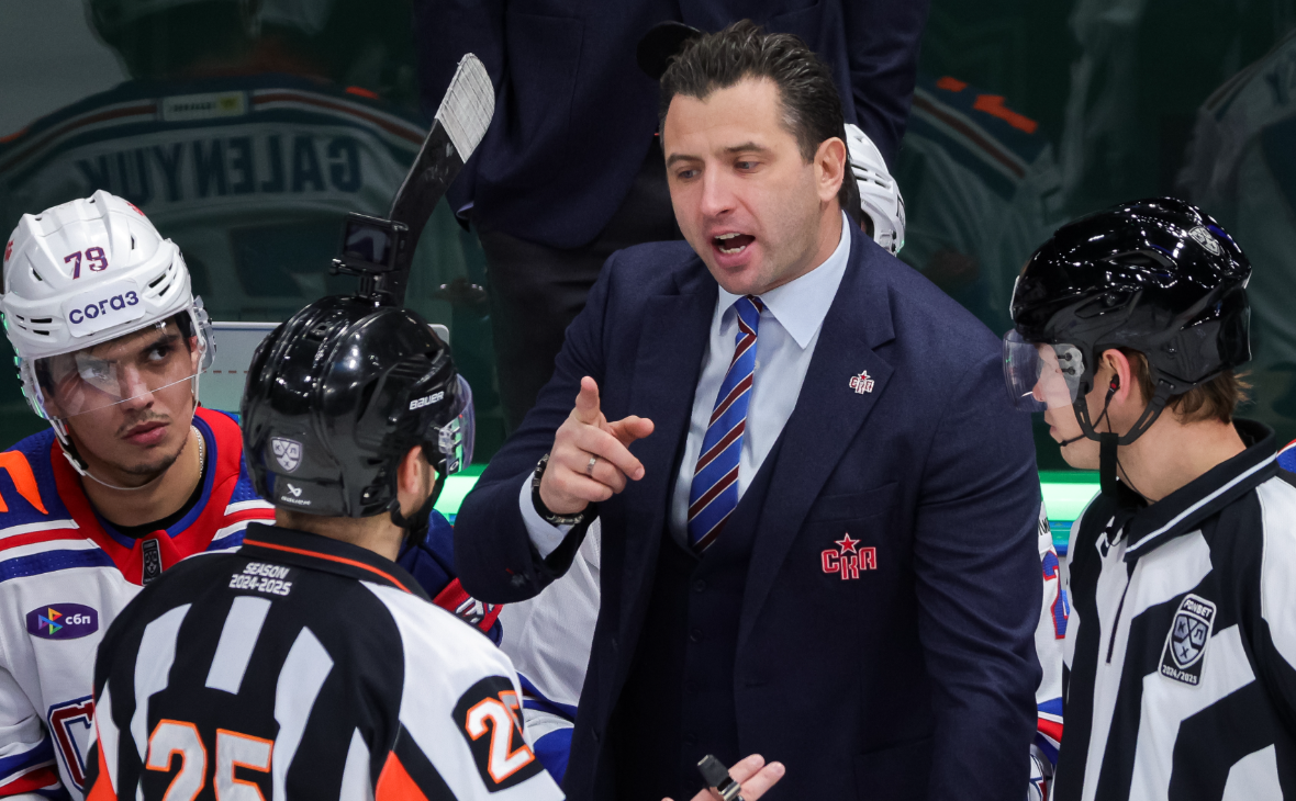 Главный тренер СКА Роман Ротенберг (Sergey Elagin / Business Online / Global Look Press)