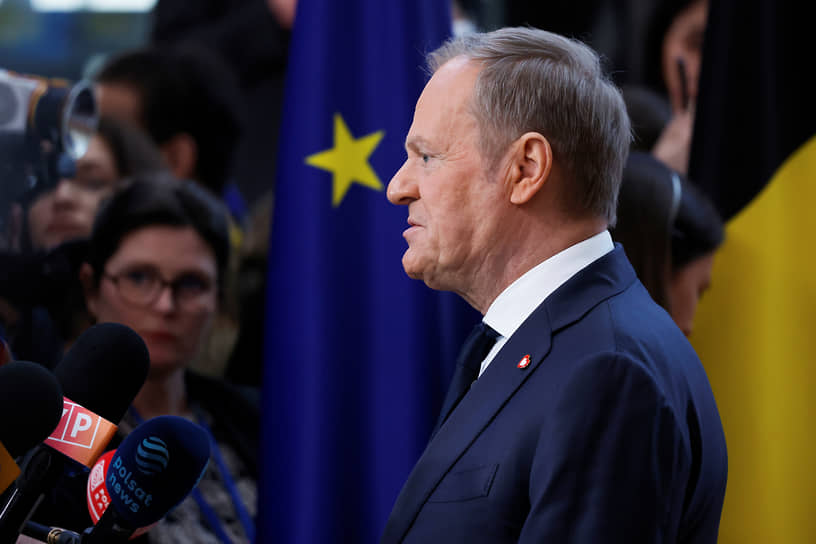 Дональд Туск — Европа сокрушит Россию в битве за вооружения-0