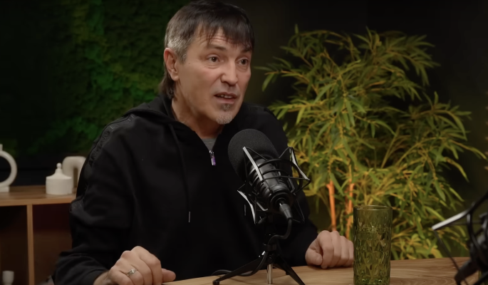 Экс-солист группы "Руки вверх" публично унизил SHAMAN