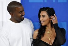 Ким Кардашьян и Канье Уэст Яркие моменты с кольцами Skims в Париже kim kardashyan i kane uest yarkie momenty s kolczami v parizhe-urbandigest-ru-174196565900-0