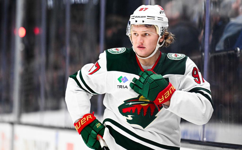 Кирилл Капризов ( Alex Goodlett / Getty Images)