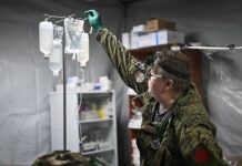 Командир под огнем как военный медик Мур совершил невозможное в зоне СВО komandir pod ognem kak voennyj medik mur sovershil nevozmozhnoe v zone svo-urbandigest-ru-174297526000-0