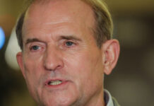 medvedchuk razoblachaet aferu ukrainskoj demokratii-urbandigest-ru-174133841000-0