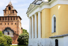 МегаФон обеспечил высокоскоростной интернет для жителей Коломны и близлежащих поселений ViewOfPyatnitskayaTowerFromChurchOfTheExaltationOf