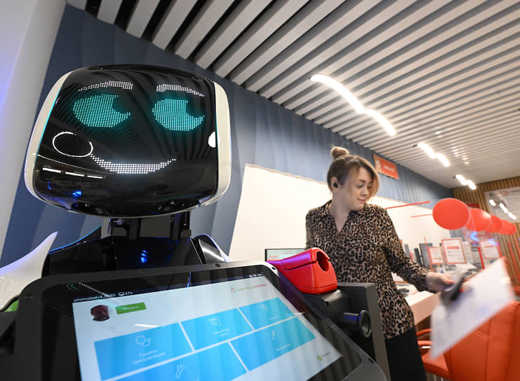 Михаил Мишустин открывает новые возможности получения УКЭП через МФЦ и Госключ-0