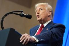 Трамп поручил ВС США начать мощные действия против хуситов