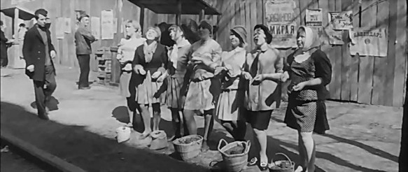 Кадр из фильма "Республика ШКИД"