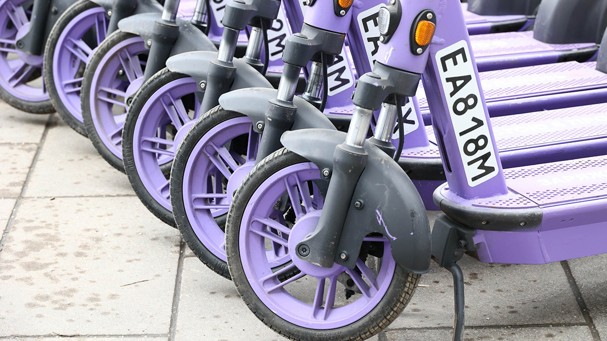 Гаврилов: Владельцам электросамокатов придется получать водительские права