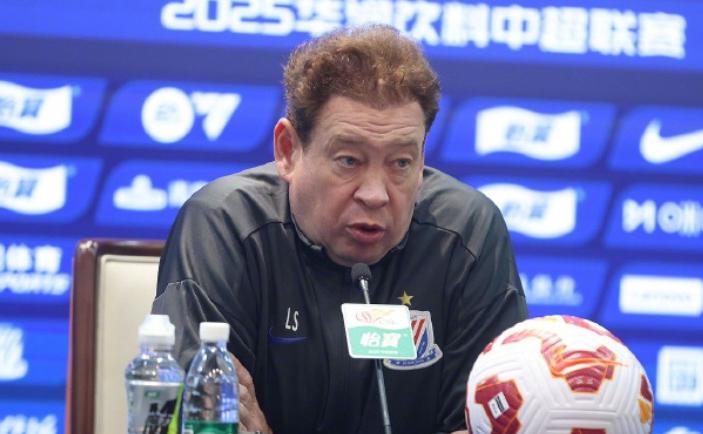 Леонид Слуцкий (ФК «Шанхай Шэньхуа»)