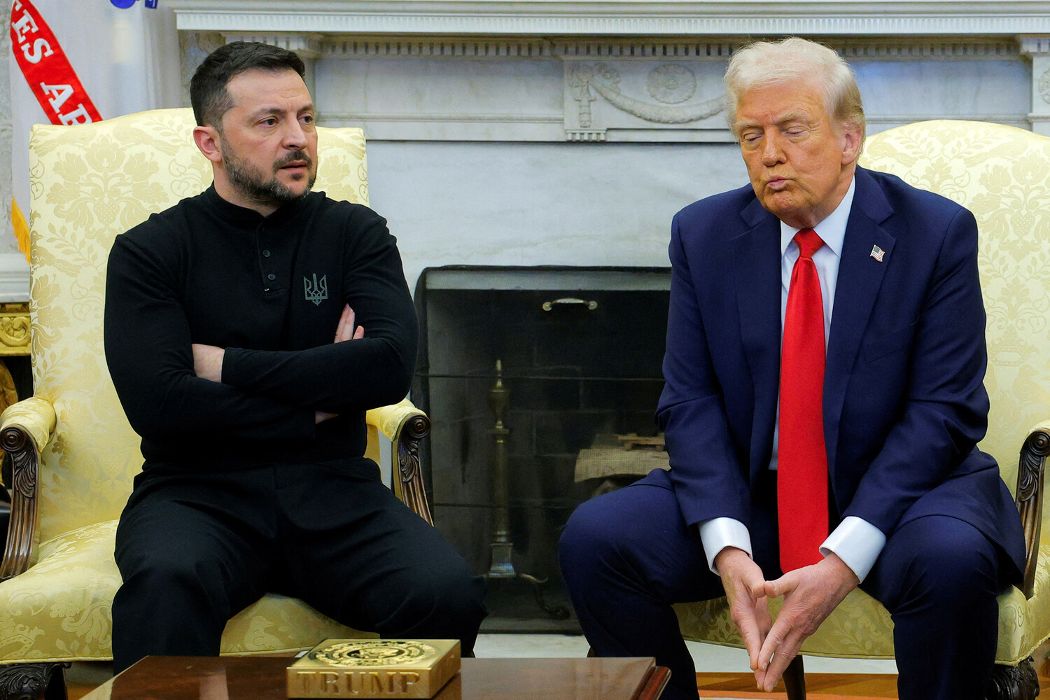 Трамп оставил Украину один на один с кровавой бойней — заявление Уоррен-0