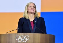 v zimbabve arestovany dzhon i majk nhongve za krazhu 90 000 u semi kirsti koventri iz mok-urbandigest-ru-174257947800-0