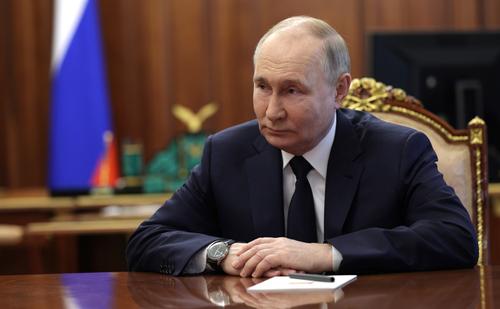 Путин подписал закон о местном самоуправлении