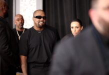 Бьянка Цензори и Skims достигают новых вершин благодаря Канье Уэсту byanka czenzori i dostigayut novyh vershin blagodarya kane uestu-urbandigest-ru-174559466400-0