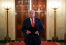 Дональд Трамп раскрыл план для Украины - роль Европы и секретные договорённости с Россией donald tramp raskryl plan dlya ukrainy rol evropy i sekretnye dogovoryonnosti s rossiej-urbandigest-ru-174530546700-0