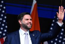 Джей Ди Вэнс и Дональд Трамп предупреждают о срыве переговоров по Украине и Крыму dzhej di vens i donald tramp preduprezhdayut o sryve peregovorov po ukraine i krymu-urbandigest-ru-174540727700-0