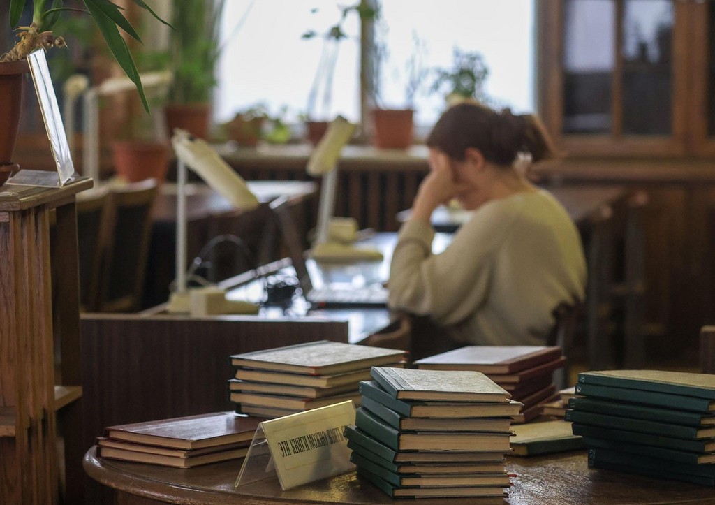 В России предложили дать юным мамам бесплатное обучение