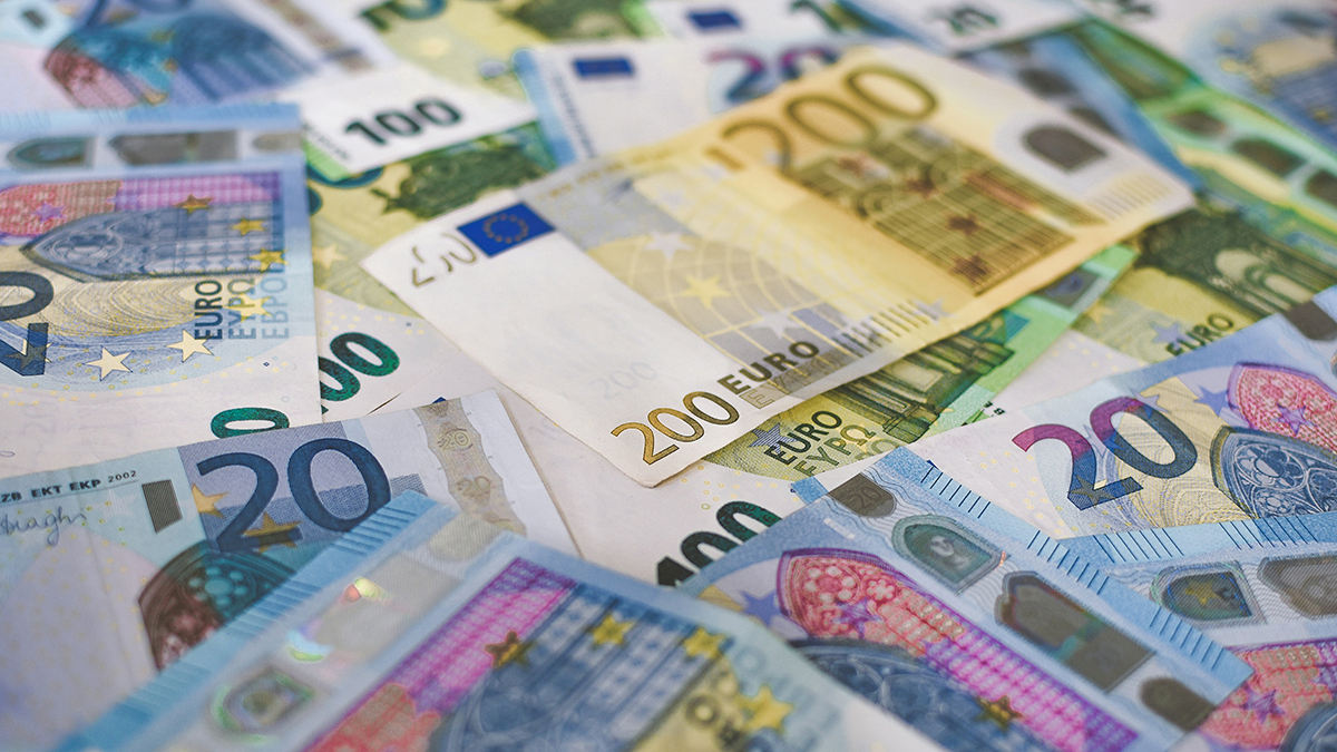 Каллас: ЕС намерен предоставить Украине 2,1 миллиарда евро доходов от активов РФ