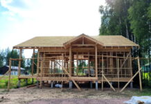 Иван Соловьёв и Сергей Гаврилов делятся советами по успешному дачному строительству ivan solovyov i sergej gavrilov delyatsya sovetami po uspeshnomu dachnomu stroitelstvu-urbandigest-ru-174428758700-0