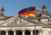 Константин Блохин предупреждает Россию - расчеты на Германию и Трамп тщетны konstantin blohin preduprezhdaet rossiyu raschety na germaniyu i tramp tshhetny-urbandigest-ru-174472964600-0